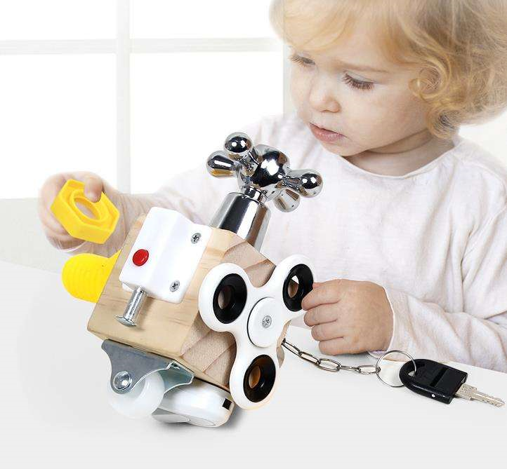 Activiteitenkubus voor kinderen - Busy Board
